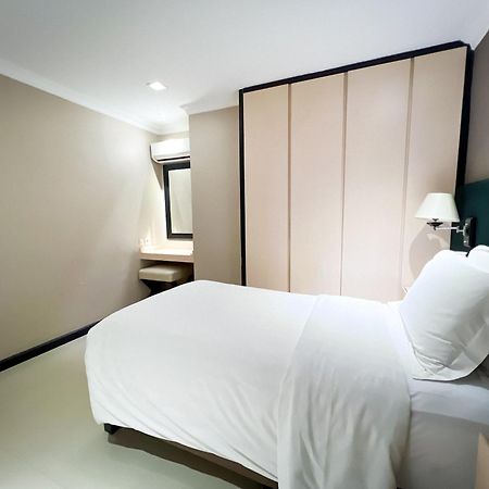 Kristal Hotel Jakarta Luaran gambar