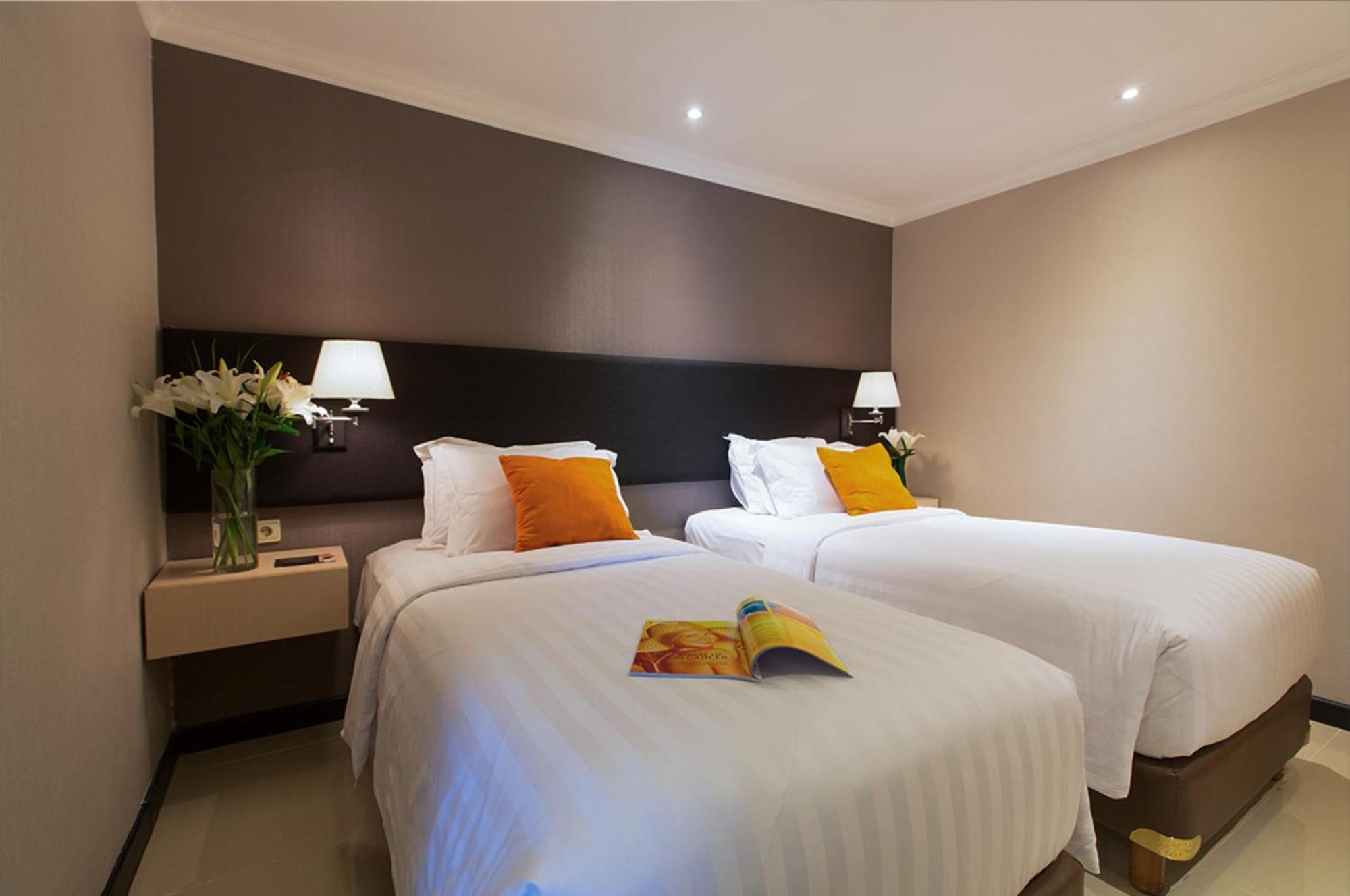 Kristal Hotel Jakarta Luaran gambar