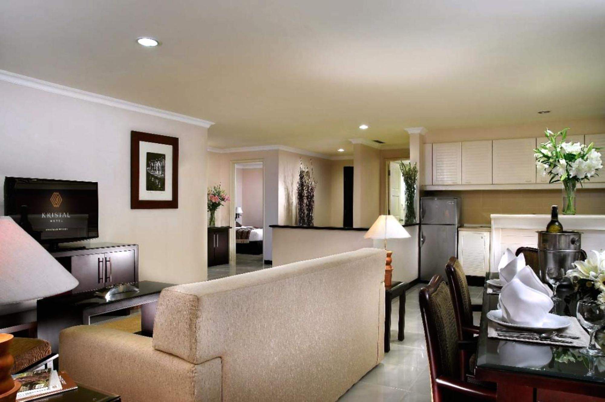 Kristal Hotel Jakarta Luaran gambar