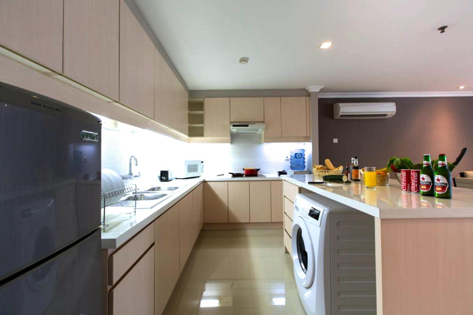 Kristal Hotel Jakarta Luaran gambar