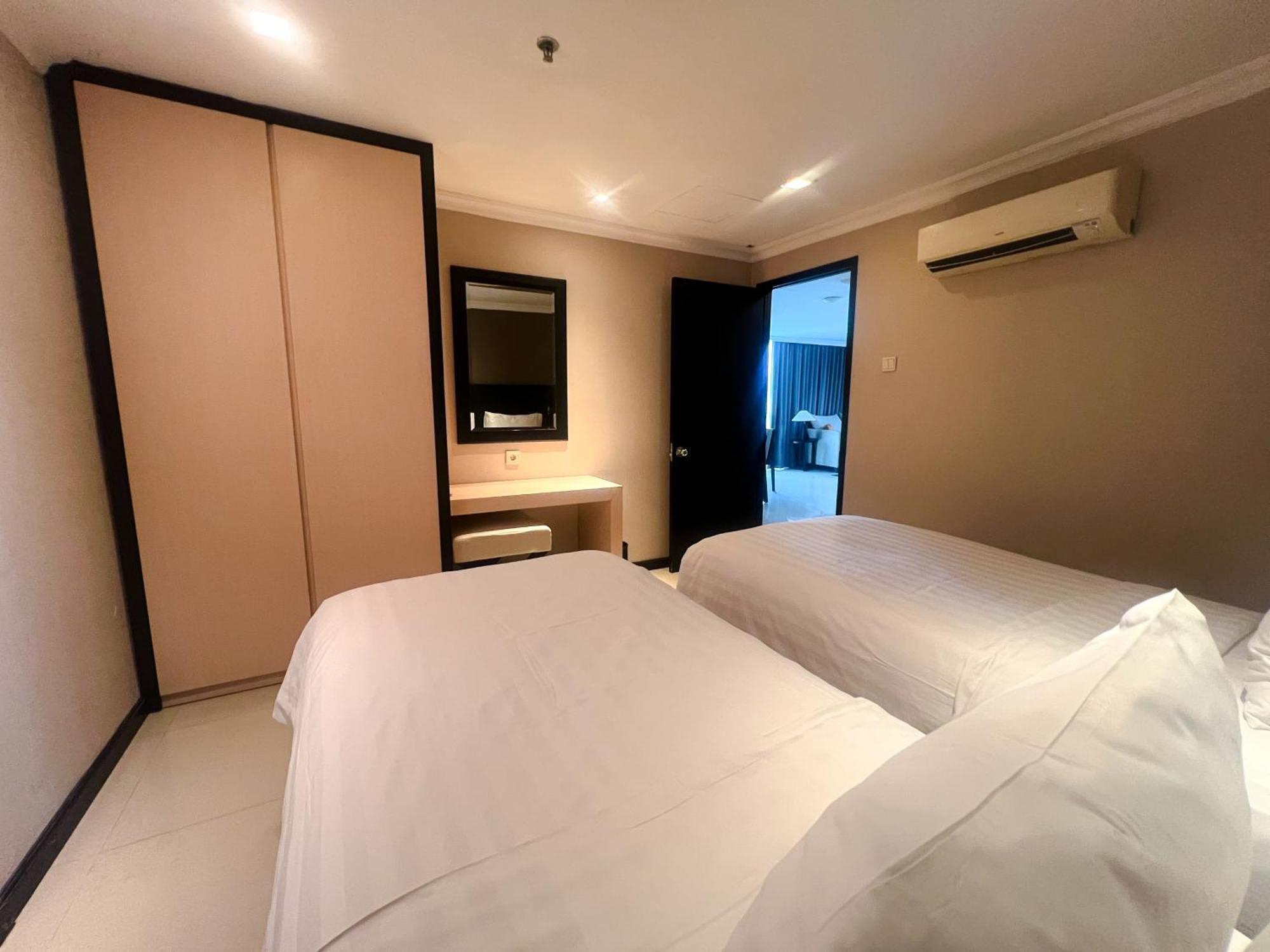 Kristal Hotel Jakarta Luaran gambar