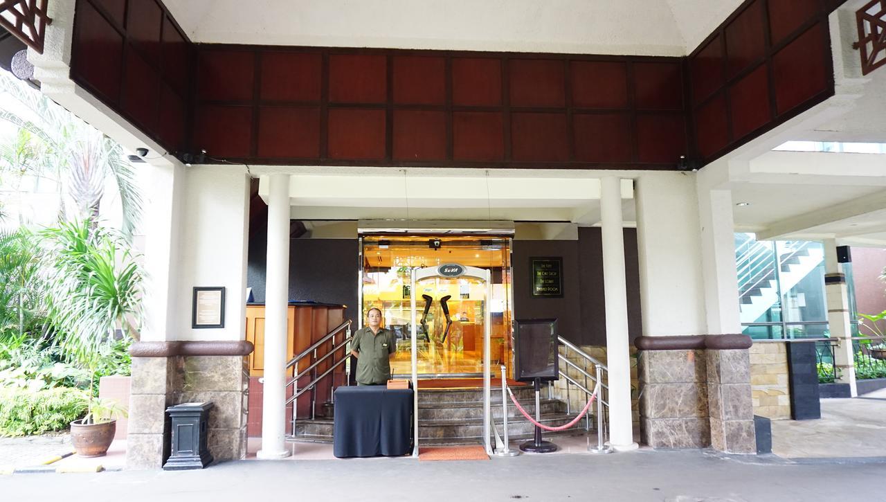 Kristal Hotel Jakarta Luaran gambar
