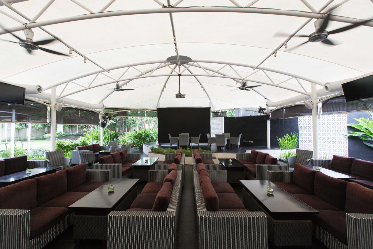 Kristal Hotel Jakarta Luaran gambar