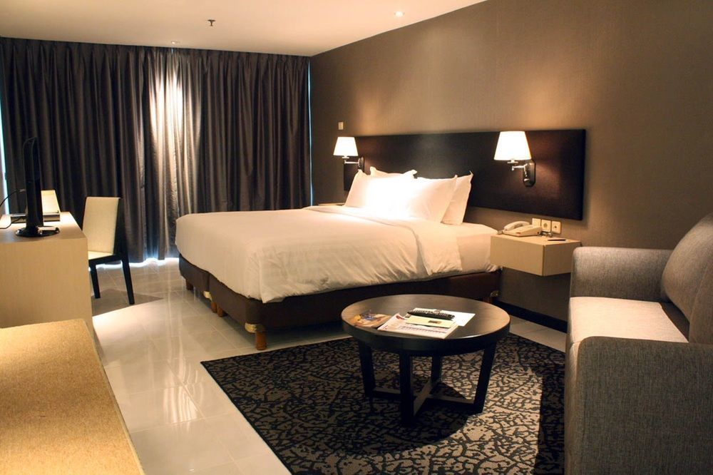 Kristal Hotel Jakarta Luaran gambar