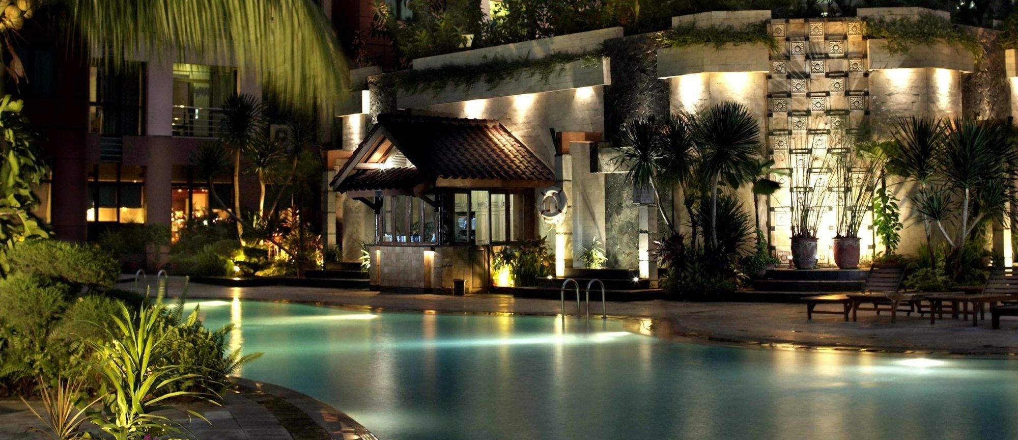 Kristal Hotel Jakarta Luaran gambar