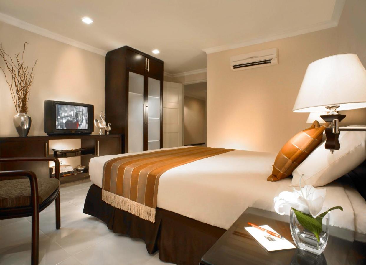 Kristal Hotel Jakarta Luaran gambar